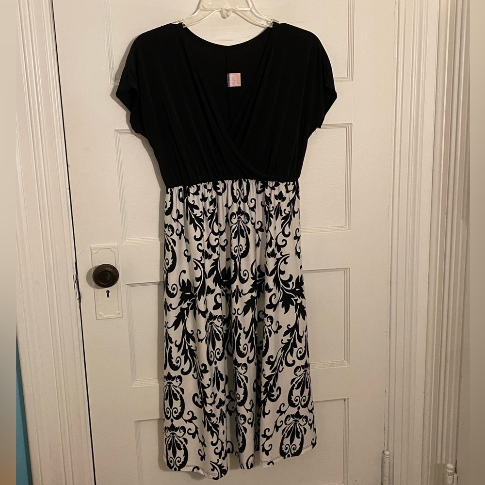 Black and White Elegant Patterned Wrap Midi Dress